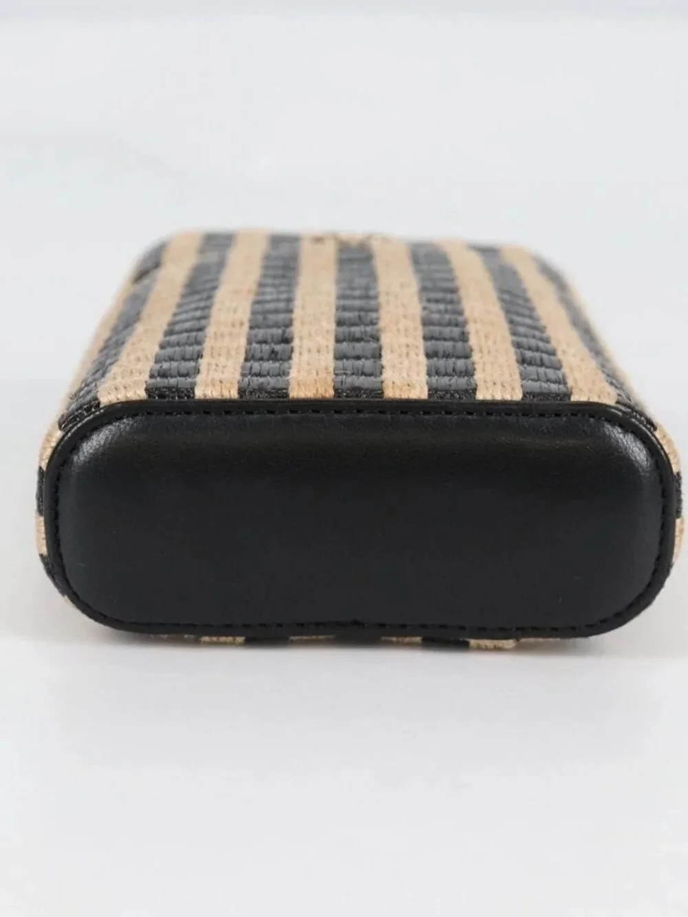 CHANEL Chain Phone Case Raffia Beige Gold CC Auth 140901SAM